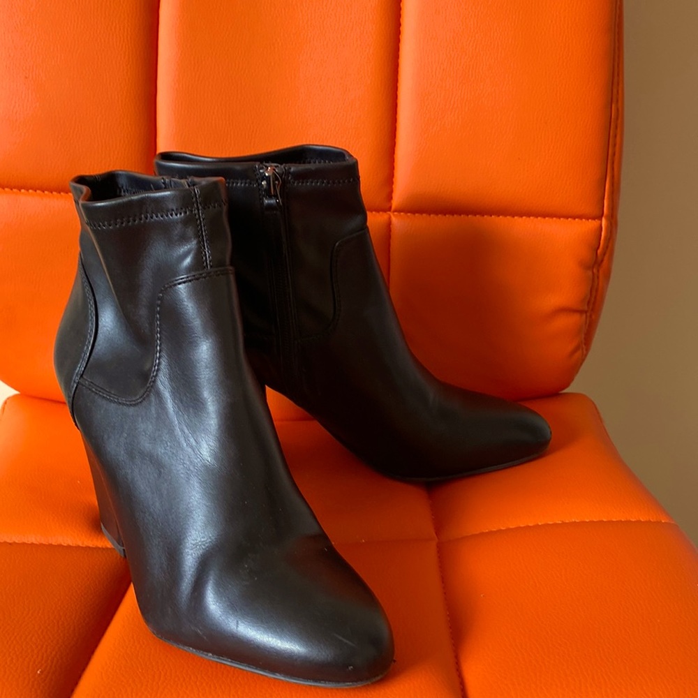 Franco Sarto Black Boots-8.5M.Good used condition.3.5” heel.Man made materials.